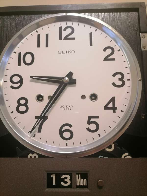1970`S - Vintage Seiko 30-Day Wall Mantel Clock  Striking Day date Wall Clock - MINT CON WITH KEY