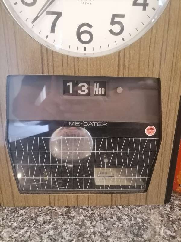 1970`S - Vintage Seiko 30-Day Wall Mantel Clock  Striking Day date Wall Clock - MINT CON WITH KEY