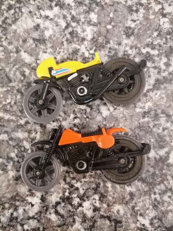 2 x 1980`s Pop cycles Bikes as is