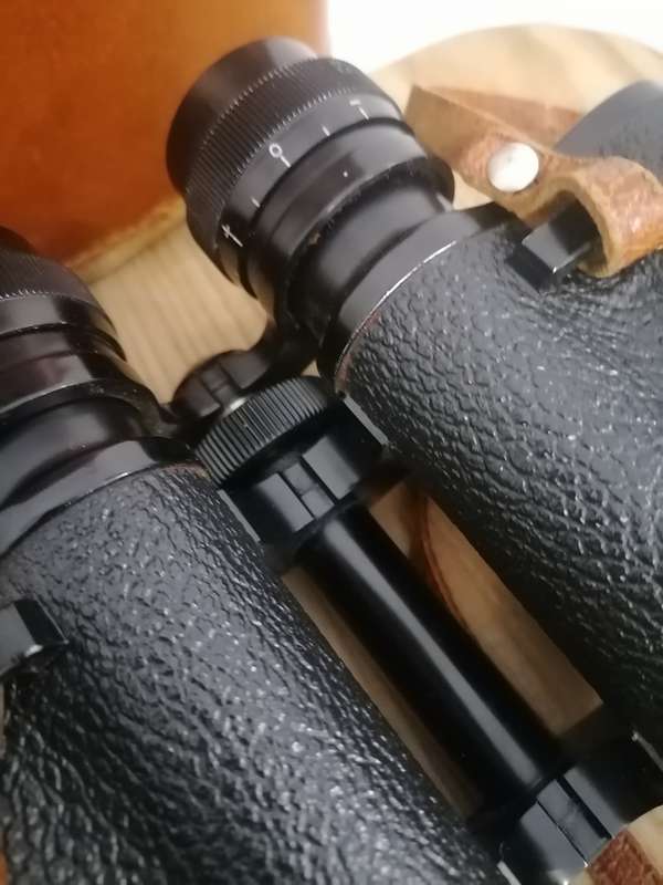 VINTAGE - Jaiyo 7x50 field 7.1 no 91038 binocular coated lenses - ORIGINAL LEATHER CASE & STRAP