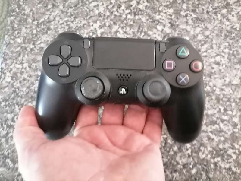 PS4 CONTROLLER EXCELLENT WORKING CONDITION - SAME DAY SHIPPING