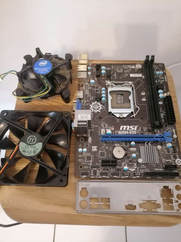 MSI B85M-E33 Mother Board  WITH Intel CNFN6084S1 & TT-1225 Been Tested