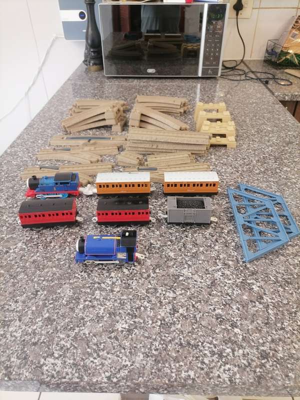 Tomy Train - Trains set Bundel