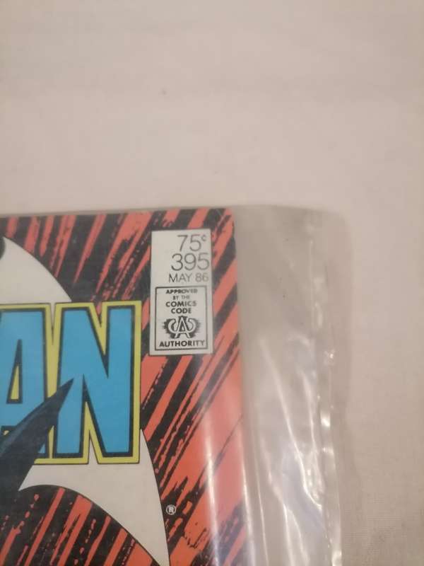 *500* BATMAN DC COMIC BOOK ISSUE #395 MAY 1986 - EXCELLENT CONDITION COMES WITH PLASTIC SLEEVE