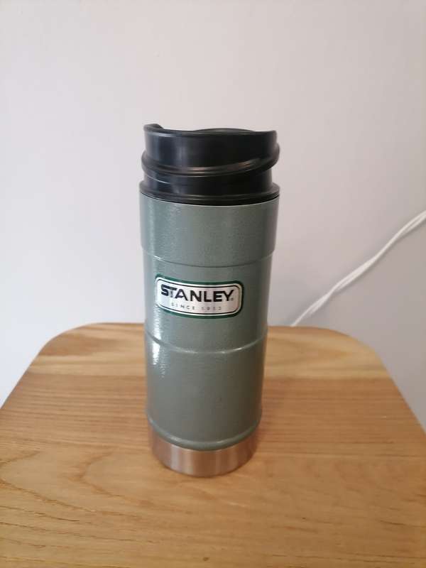 Stanley - Trigger-Action Travel Mug 355 ML - Hammertone Green - AMAZING