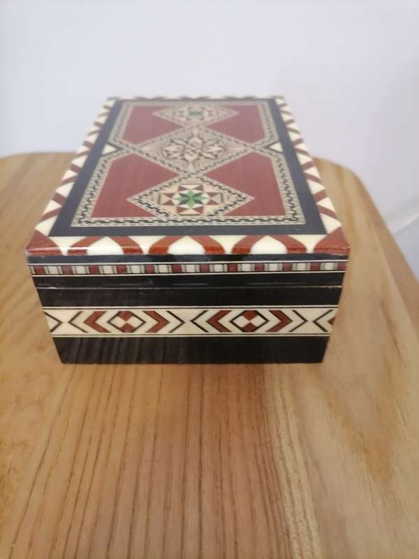 Mother of Pearl Jewelry Box - AMAZING CONDITION