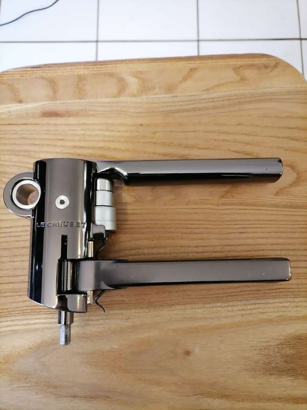Le creuset wine opener with Original Box