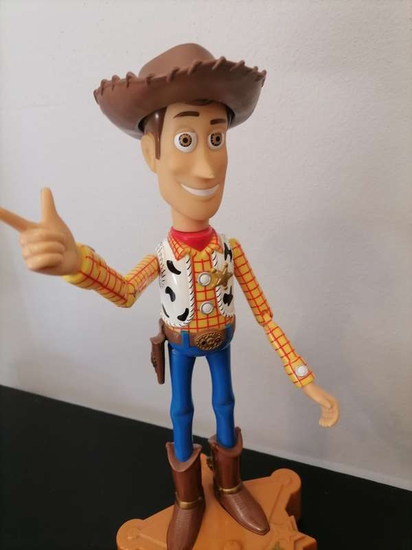 Toy Story Talking Woody Thinkway Toys Disney Pixar Push button Woody 100% WORKING & Bullseye Horse