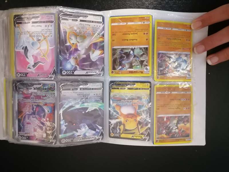 182 Pokémon Cards