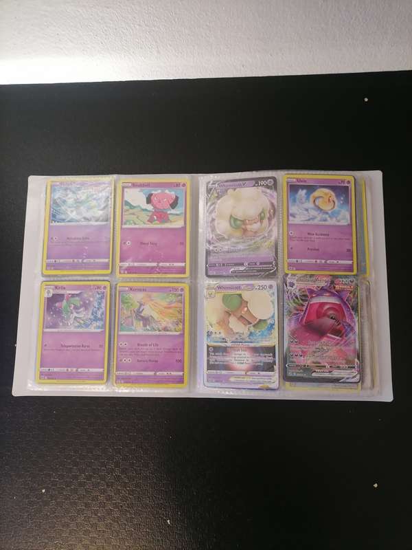 182 Pokémon Cards