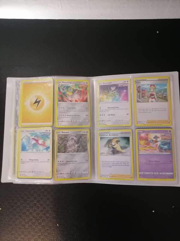 182 Pokémon Cards