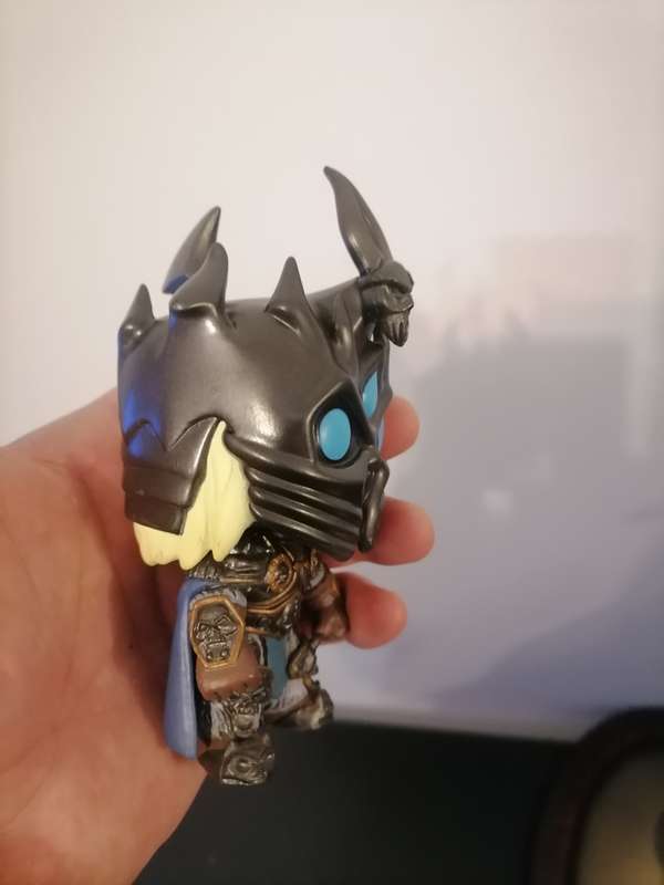 Funko Pop Arthas World of Warcraft No. 15 Vaulted Figure 100% ORIGINAL 100% COMPLETE
