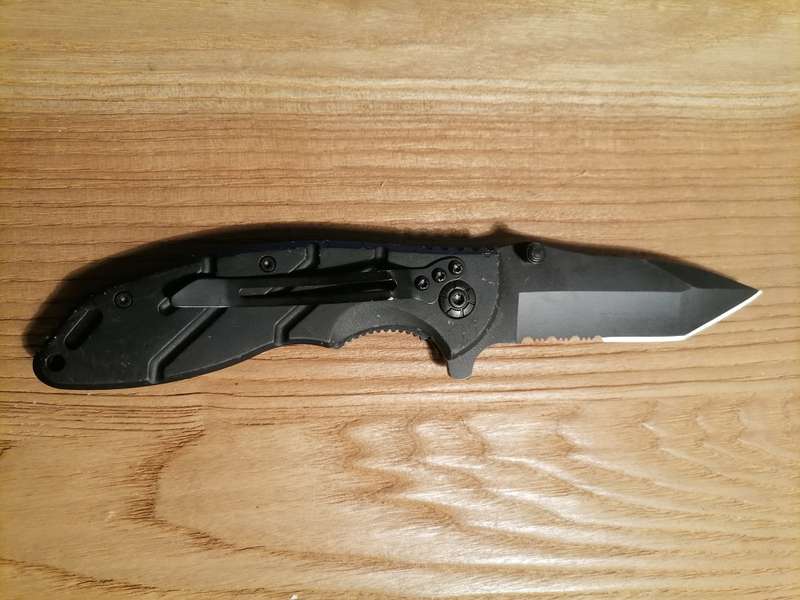 Smith & Wesson B038 EXTREME OPS  POCKET KNIFE - AMAZING CONDITION