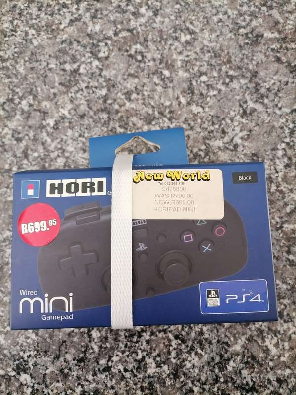 Hori Wired Mini Gamepad Black Brand New Sealed!