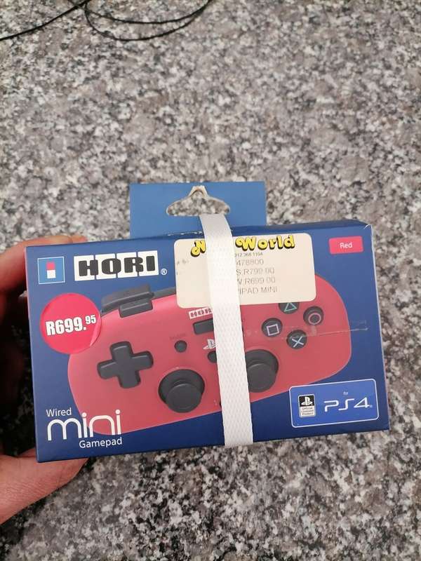 Hori Wired Mini Gamepad Red Brand New Sealed!