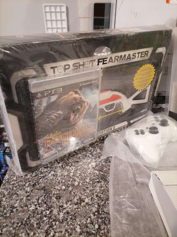 Brand New Limited Edition PS3 Console White Never been used, Huge PS3 BUNDLE!!!!