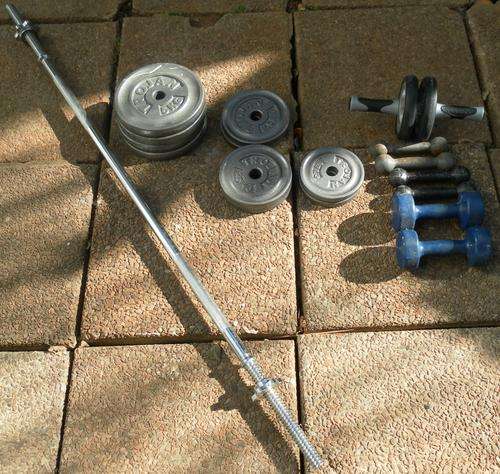 TROJAN BARBELL TRAINING SET & DUMBELLS
