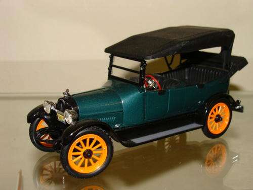 REO TOURING 1917 Die-Cast, Scale 1:32, New in blister pack
