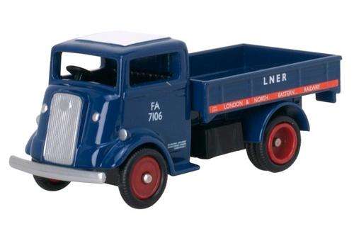 CORGI "Days Gone" S7V Truck "LNER", -  Die-Cast, NIB