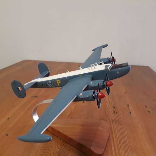 AVRO SHACKLETON 1722 South African Air Force, Mahogany, Wingspan 437mm with Stand
