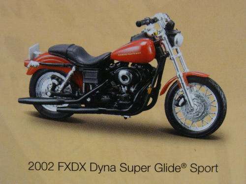 HARLEY DAVIDSON METAL MODEL KIT: 2002 DYNA SUPER GLIDE ; 1/18 DIE-CAST by MAISTO