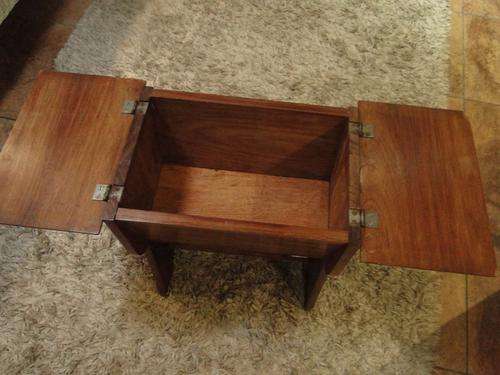 Solid Kiaat table that folds open for storage