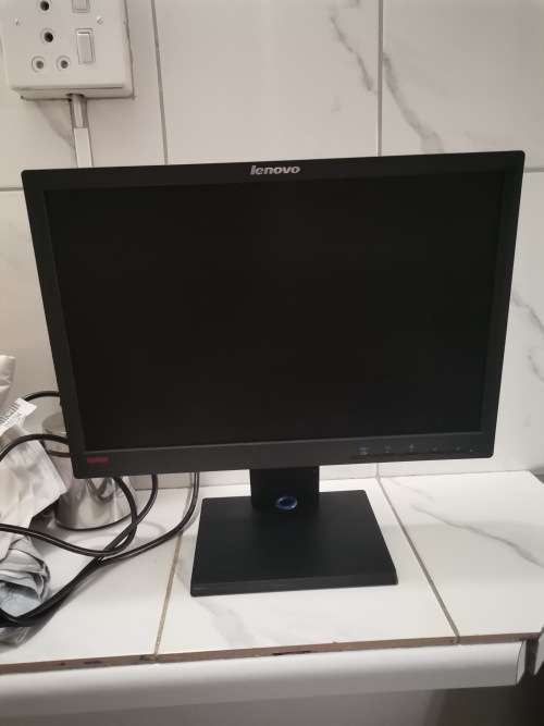 Lenovo 19inch monitor