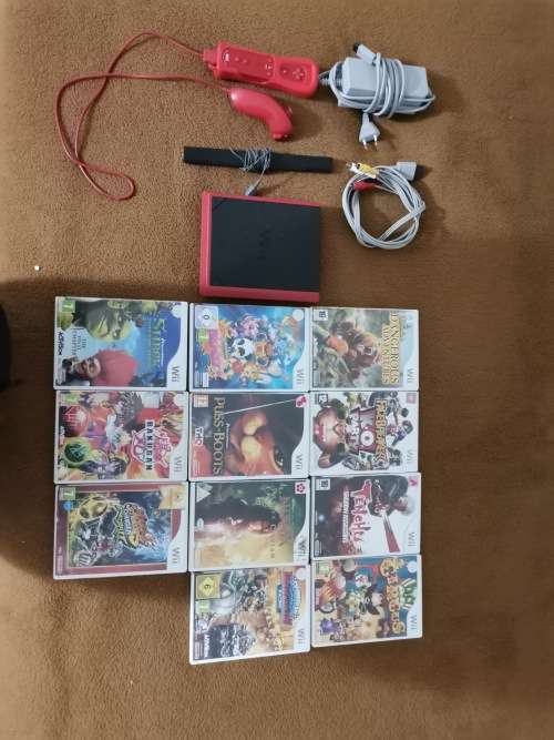 Wii console plus 11 games