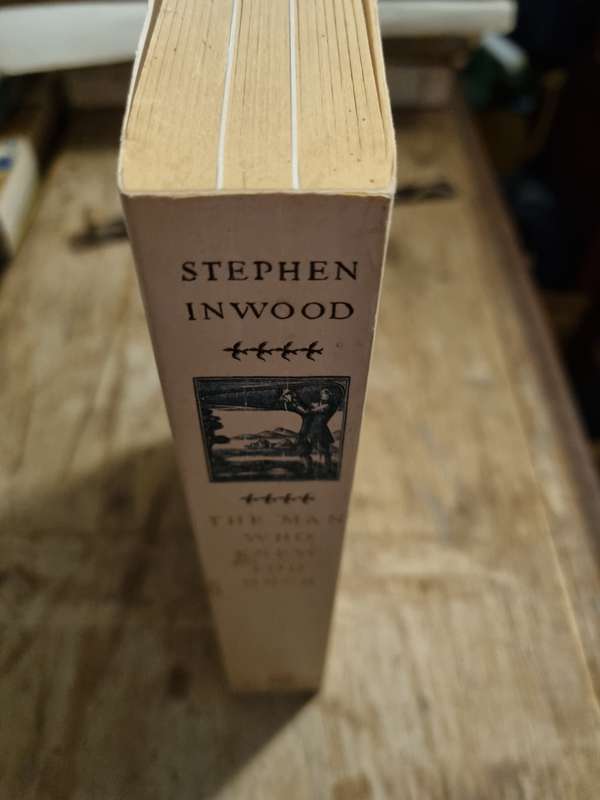 The Man Who Knew Too Much - Inwood`s detailed chronicle of Robert Hooke