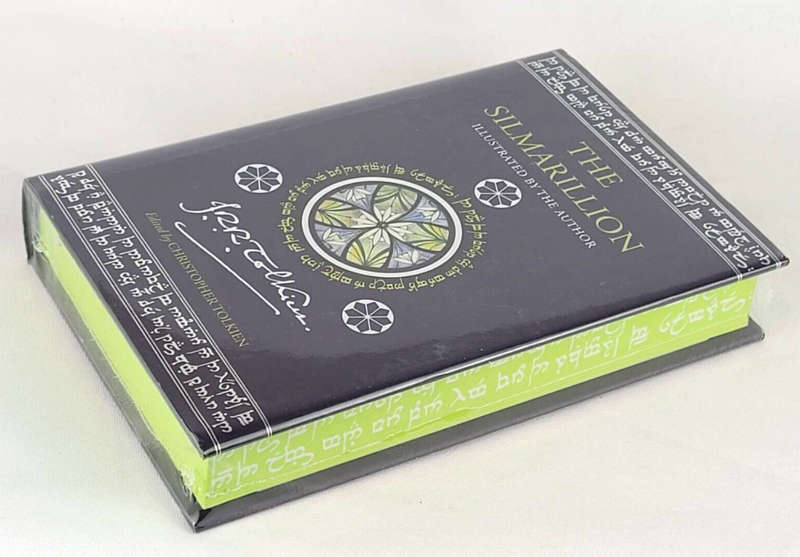 The Silmarillion - Illustrated by JRR Tolkien
