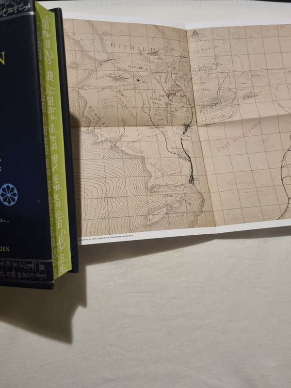 The Silmarillion - Illustrated by JRR Tolkien