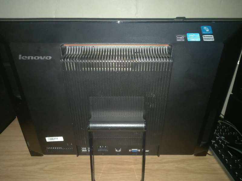 Lenovo ThinkCentre Edge Core i3- 4gb Ram 500gb HD All in One