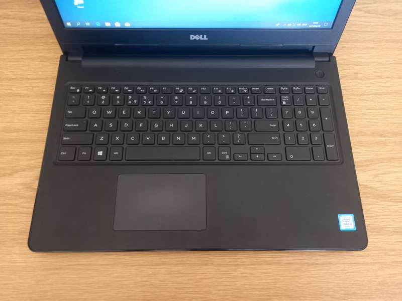 Dell Core i3  6th Gen 8gig Ram 1000gb Hard Drive