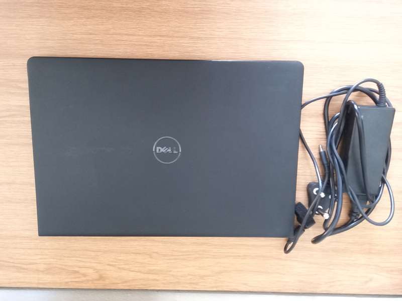 Dell Core i3  6th Gen 8gig Ram 1000gb Hard Drive