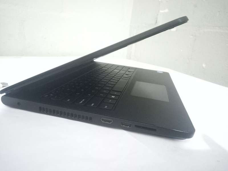 Dell Inspiron 15 Intel Celeron 500gig HD 4gig Ram