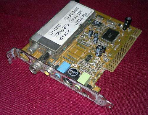 Lifeview FlyVideo 2000 FM TV Tuner/Video Capture/FM Tuner PCI Card