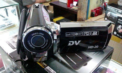 Simply The Best Ever Video DV Camera On The Market Today in black!!