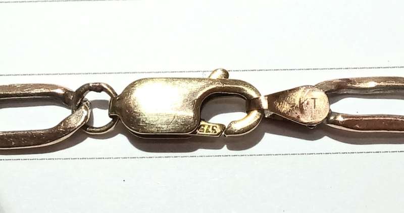 Gold metalcore chain with 9ct hallmark clasp