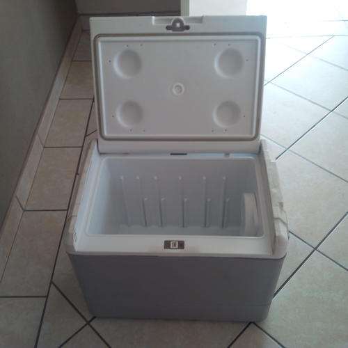 Coleman Thermoelectric Cooler