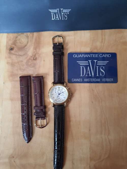 Davis retro collection watch hotsell