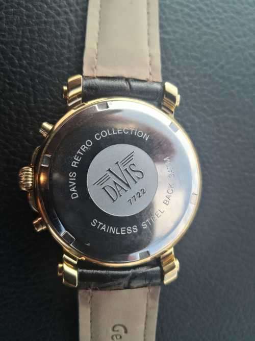 Davis retro collection watch top