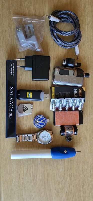 Mix lot of vapes