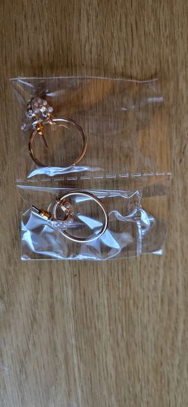 Valentines loop earrings