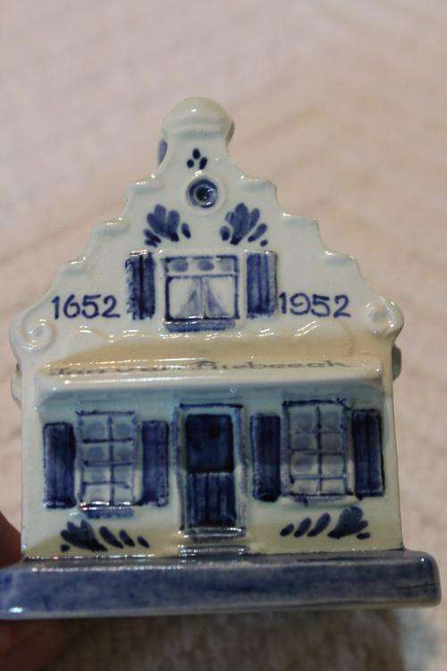 Delft Moneybox - Jan van Riebeeck memorabilia