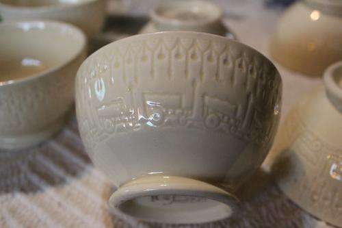VOORTREKKER BOWLS 1949 CROWN DEVON