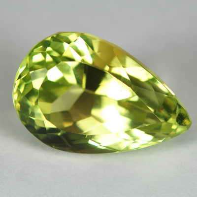 L@@'K - ** 9.3cts HIDDENITE**