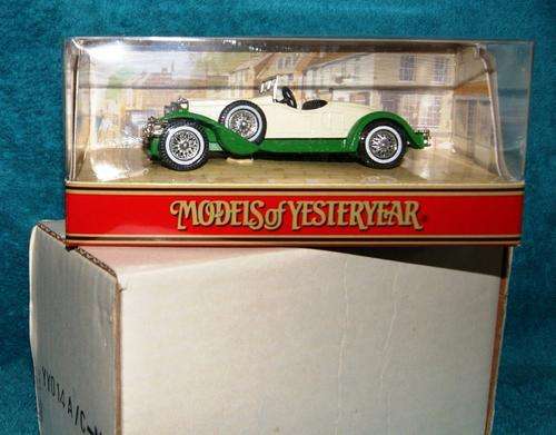 MATCHBOX COLLECTIBLES - SCALE 1:43 - STUTZ BEARCAT!!