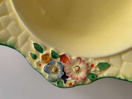 Beautiful Crown Devon yellow `garden path` dessert bowl - repaired
