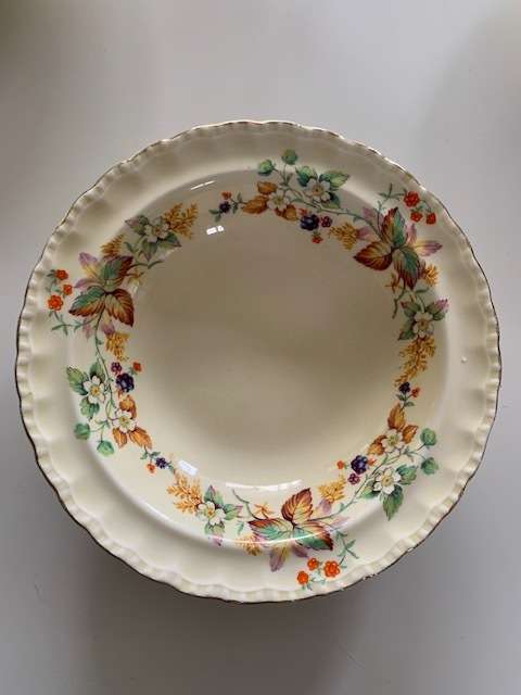 Grindley set of 6 dessert bowls with flower motif - one has been repaired