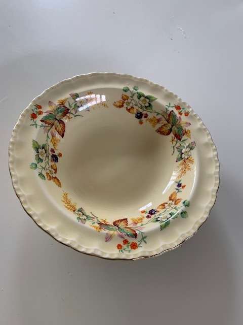 Grindley set of 6 dessert bowls with flower motif - one has been repaired